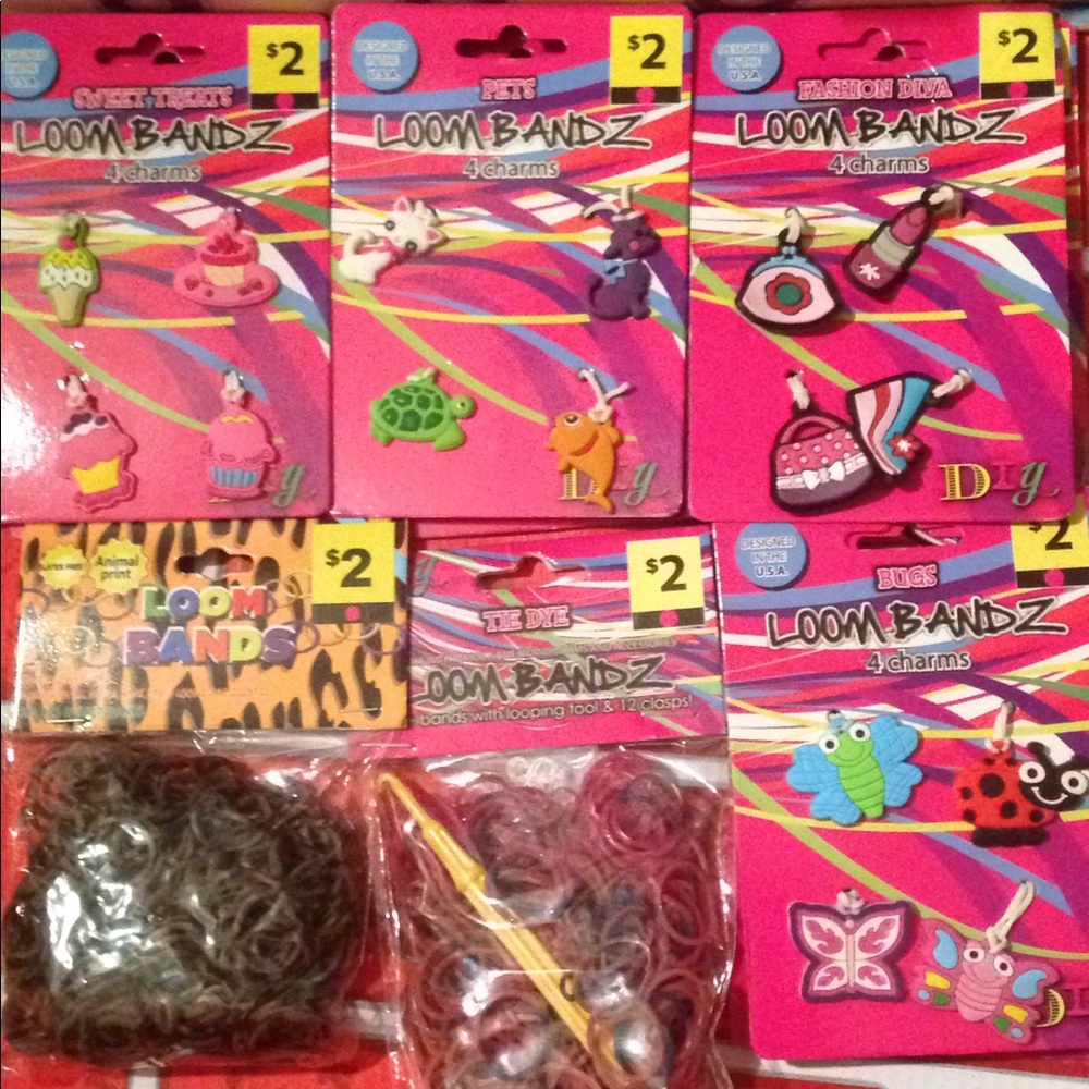 Loom band kits & charms